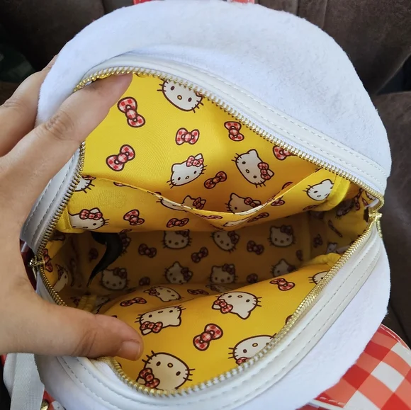 Loungefly Sanrio Hello Kitty Gingham Figural Mini Picnic Backpack - Picture 12 of 15